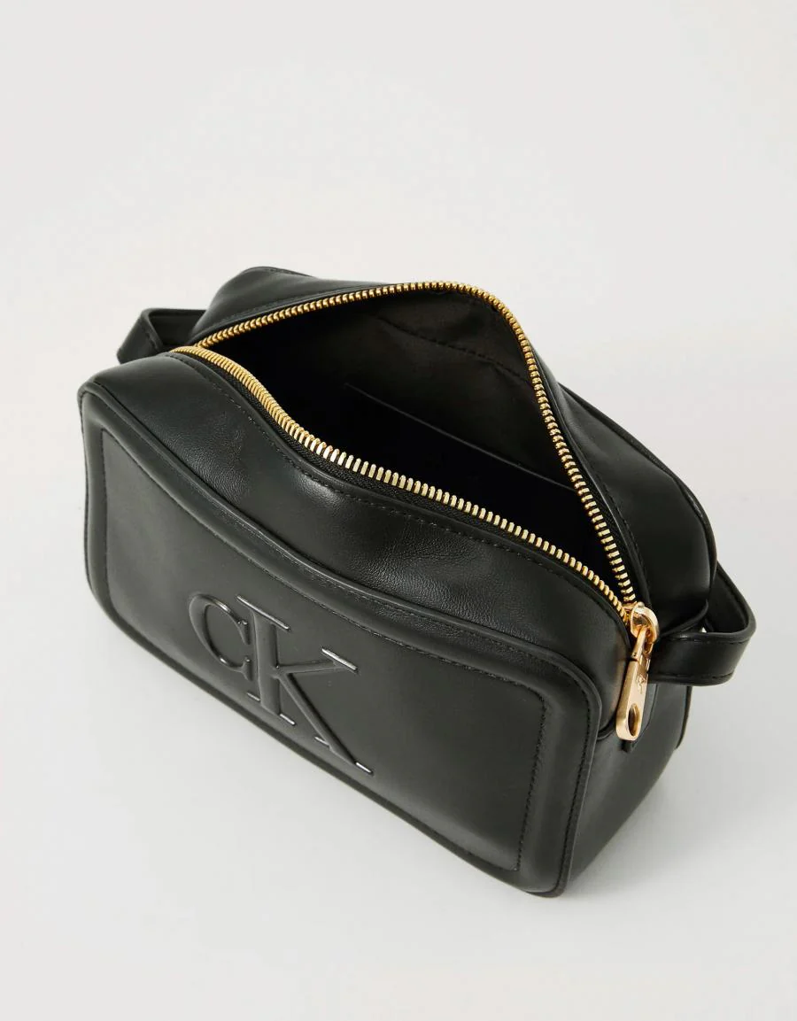 CALVIN KLEIN RAISED CK CAMERA BAG 88985 - Image 3