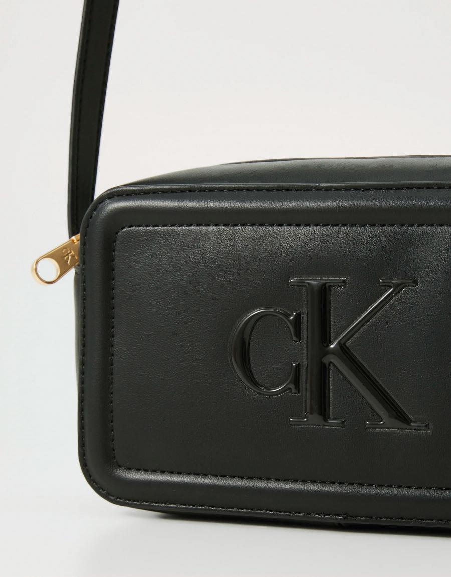 CALVIN KLEIN RAISED CK CAMERA BAG 88985 - Image 4