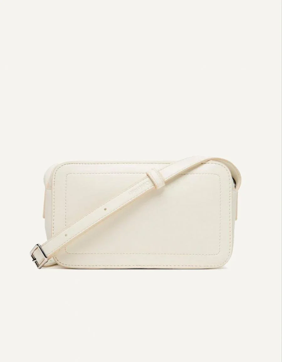 CALVIN KLEIN RAISED CK CAMERA BAG 88987 - Image 3