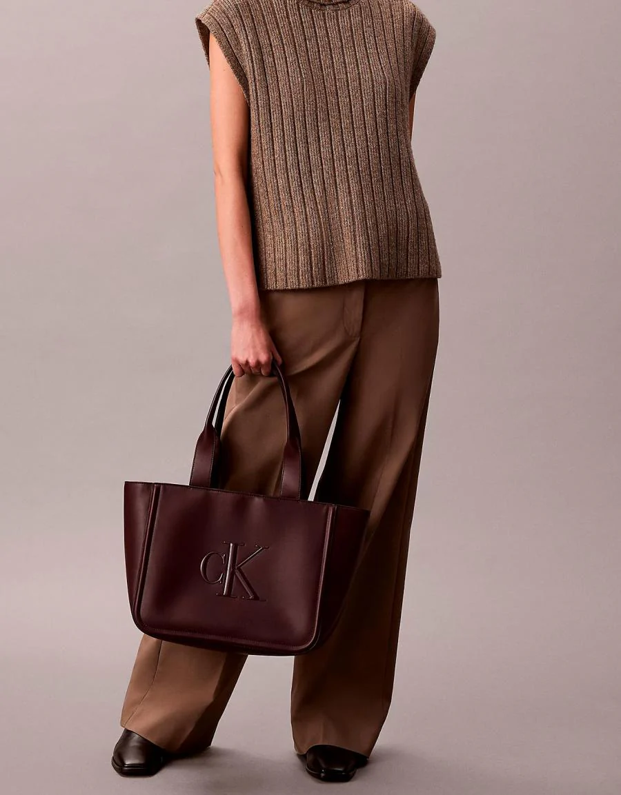 CALVIN KLEIN RAISED CK MEDIUM TOTE 88983 - Image 5