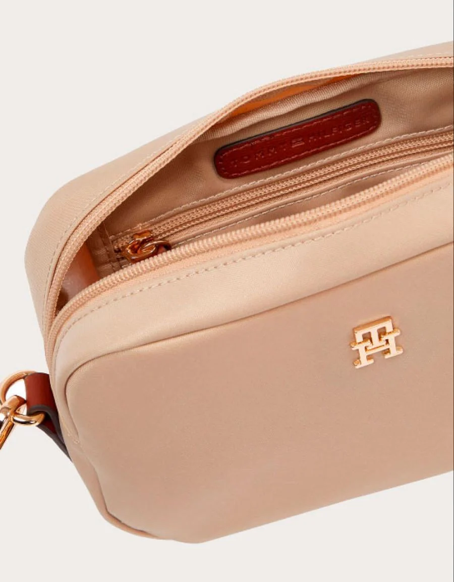 TOMMY HILFIGER POPETE CAMERA BAG 89549 - Image 4
