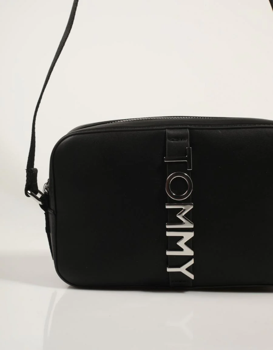 TOMMY HILFIGER TJM CITY BOLD CAMERA BAG 85668 - Image 4