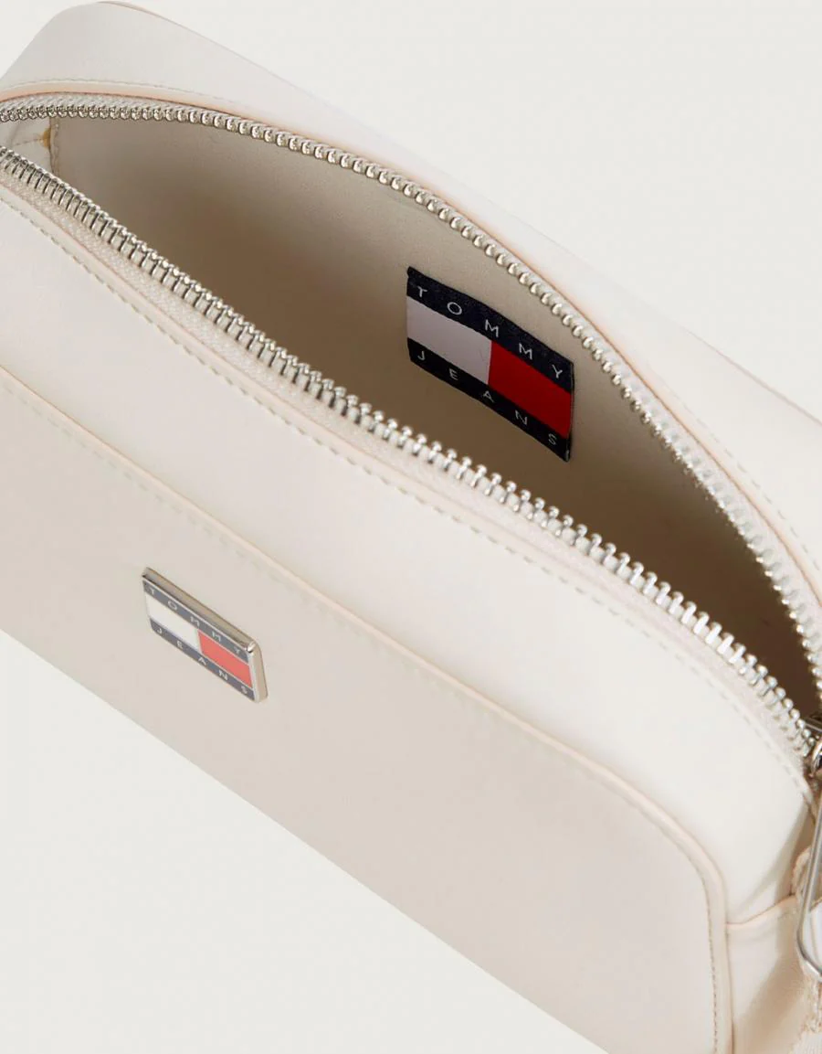 TOMMY HILFIGER TJW DAILY ELEV CAMERA BAG 86794 - Image 2