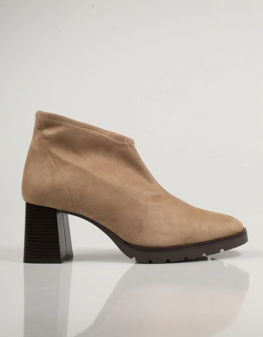 REBECCA HOPE 1860M 83727