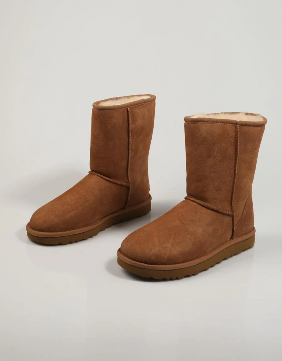 UGG CLASSIC SHORT II 84049 - Image 2