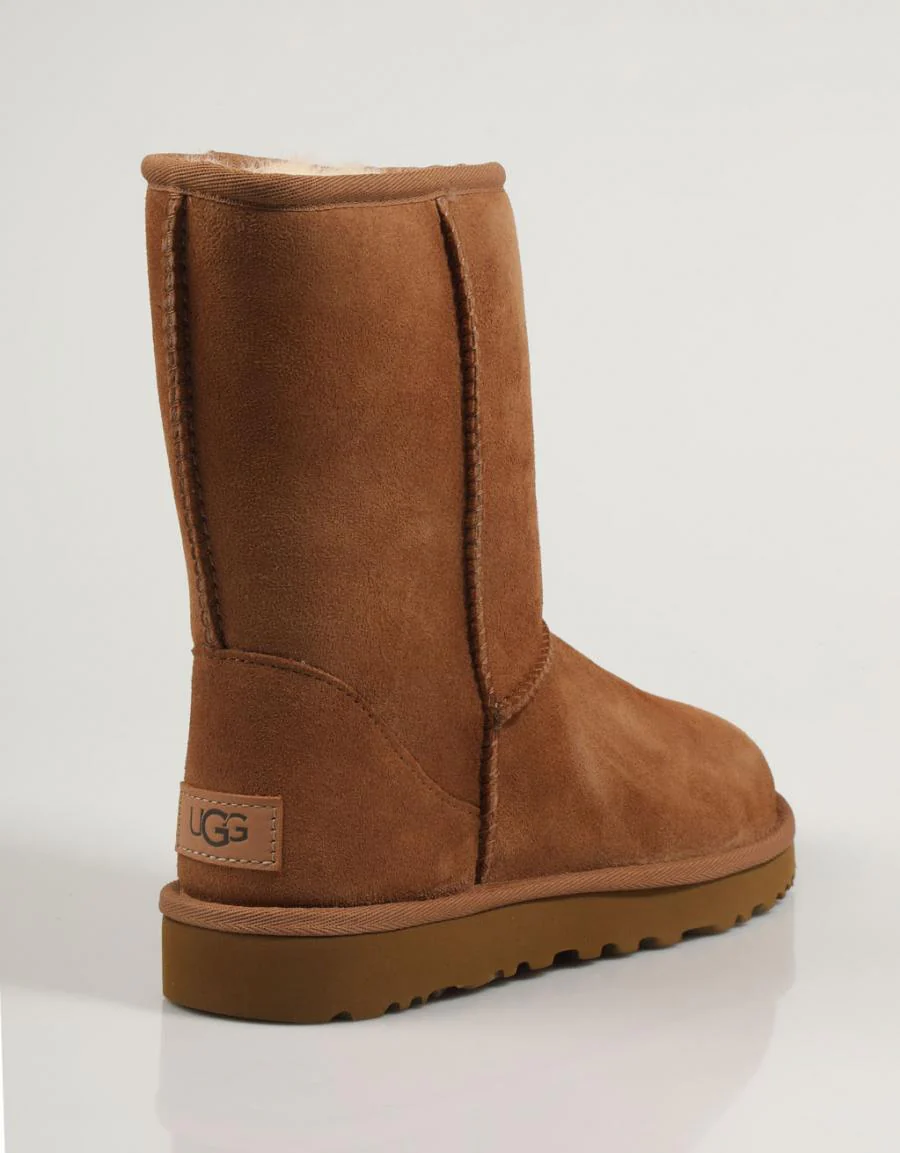 UGG CLASSIC SHORT II 84049 - Image 3