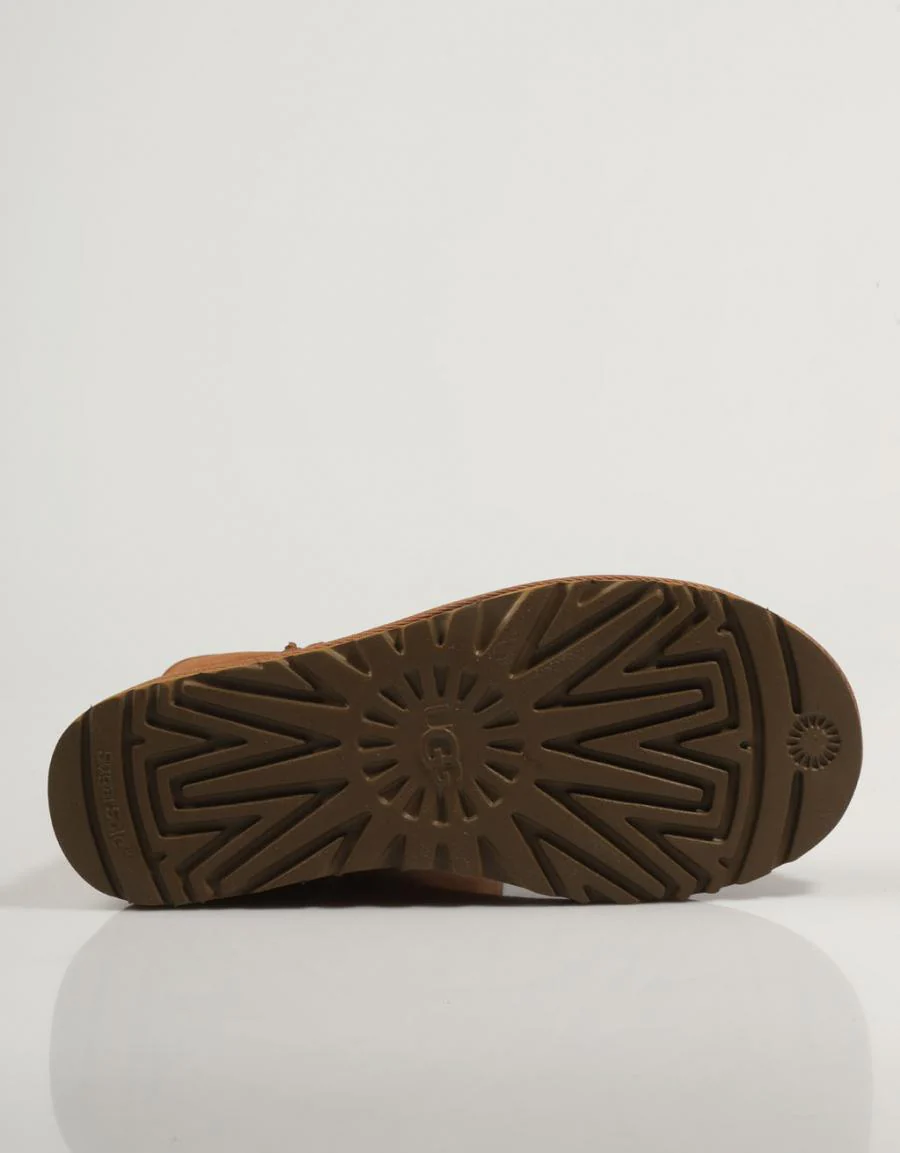 UGG CLASSIC SHORT II 84049 - Image 4