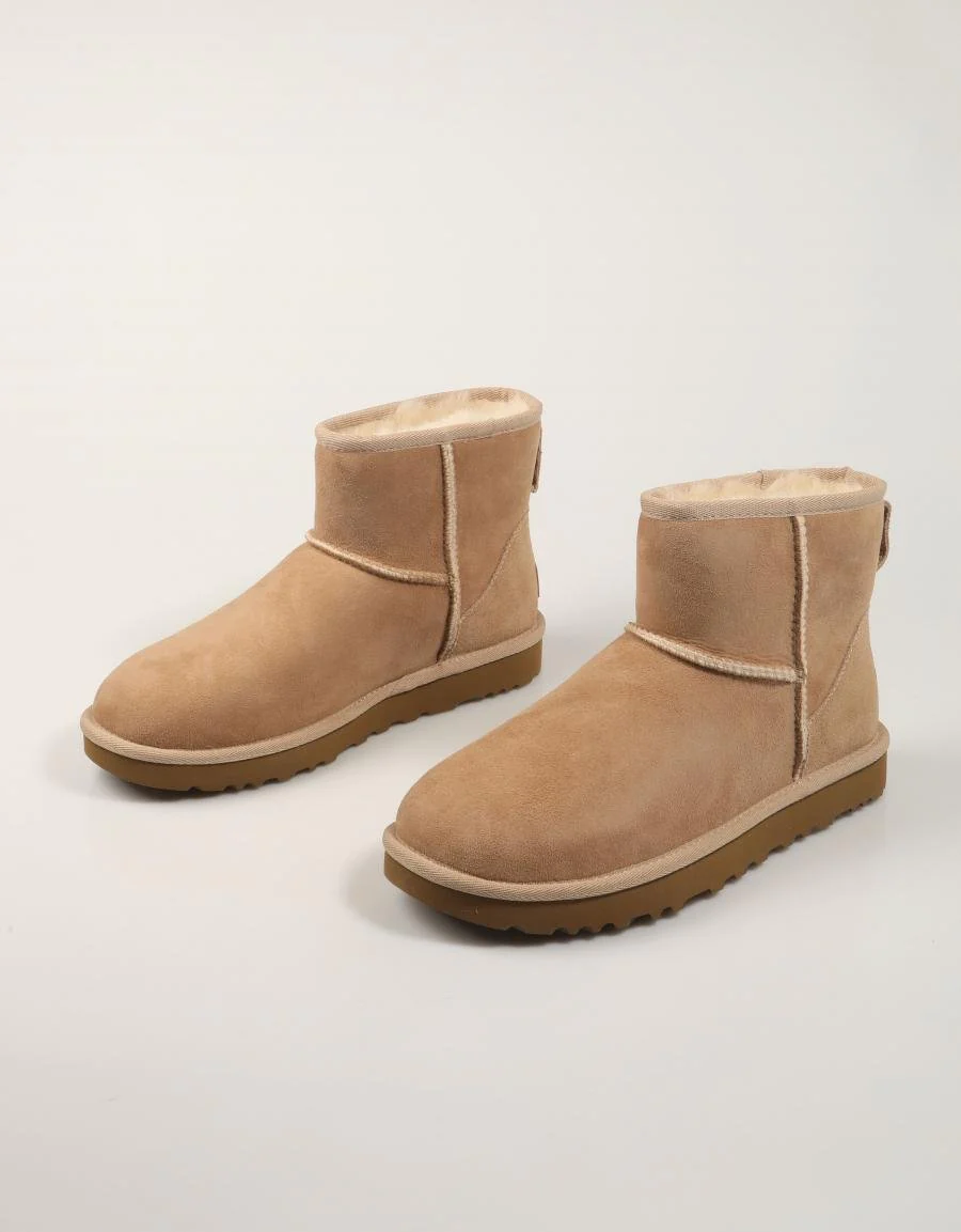 UGG W CLASSIC MINI II 89246 - Image 2