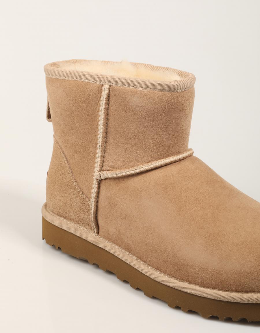 UGG W CLASSIC MINI II 89246 - Image 4