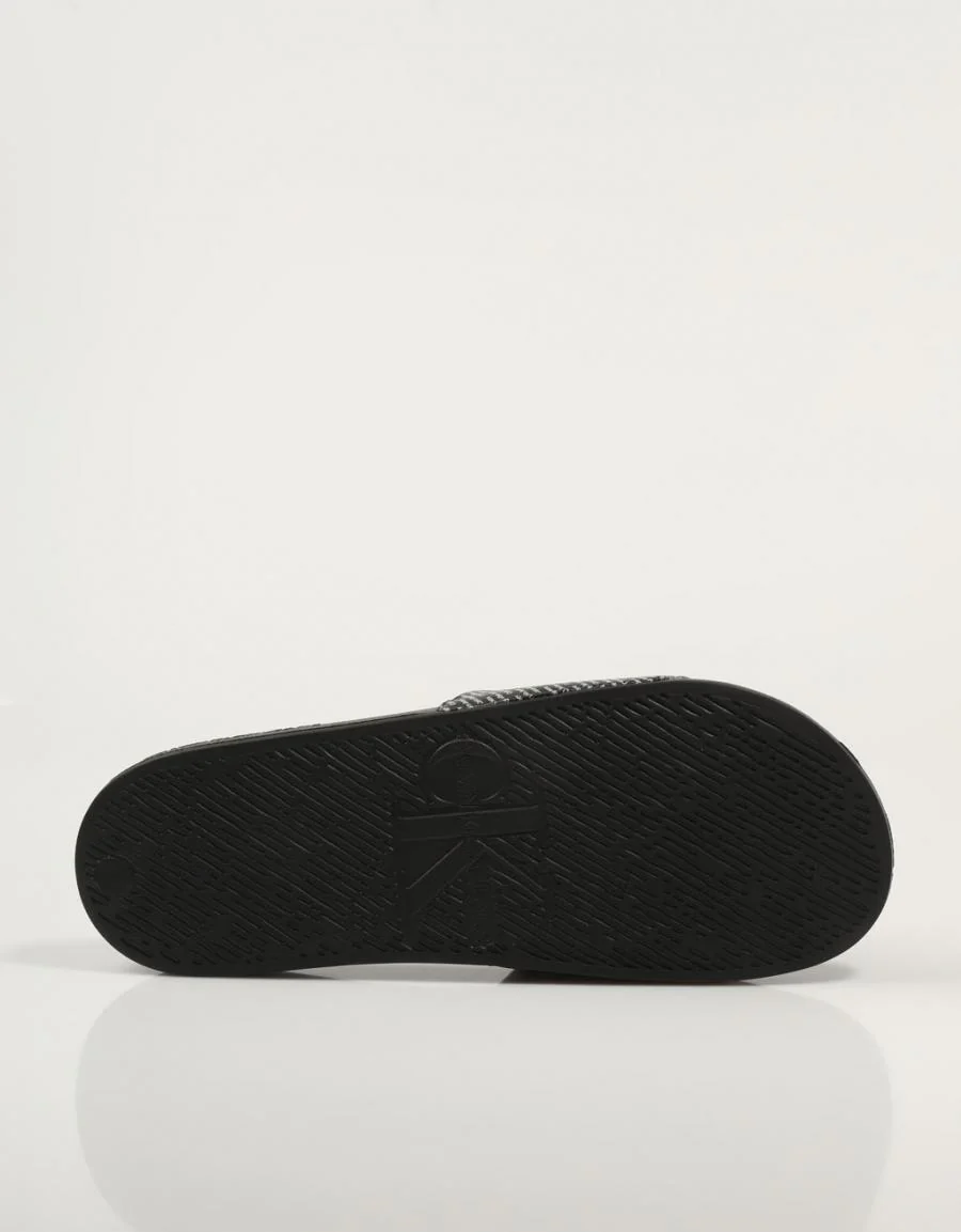 CALVIN KLEIN SLIDE AOP 84275 - Image 4