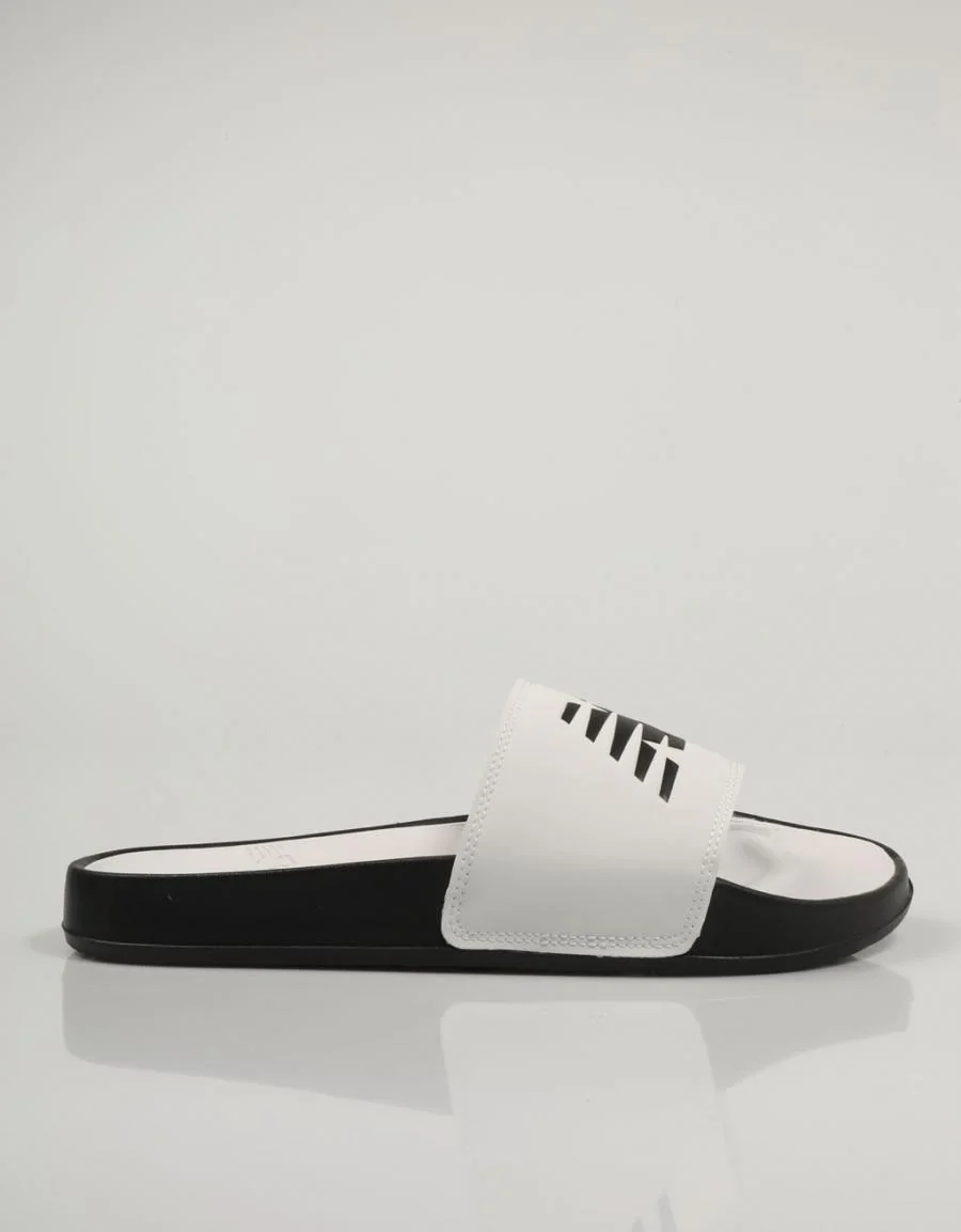 NEW BALANCE SUF200 81957