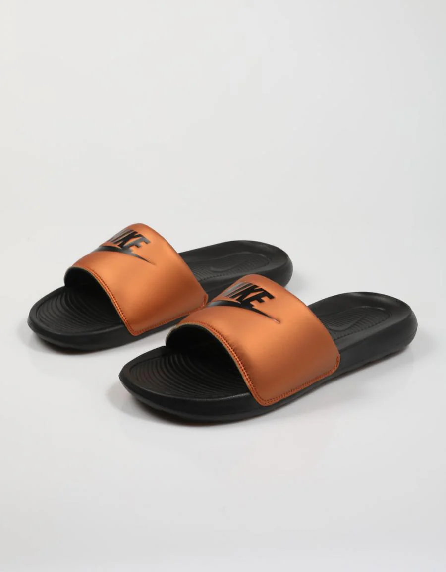 NIKE VICTORI 74590 - Image 2