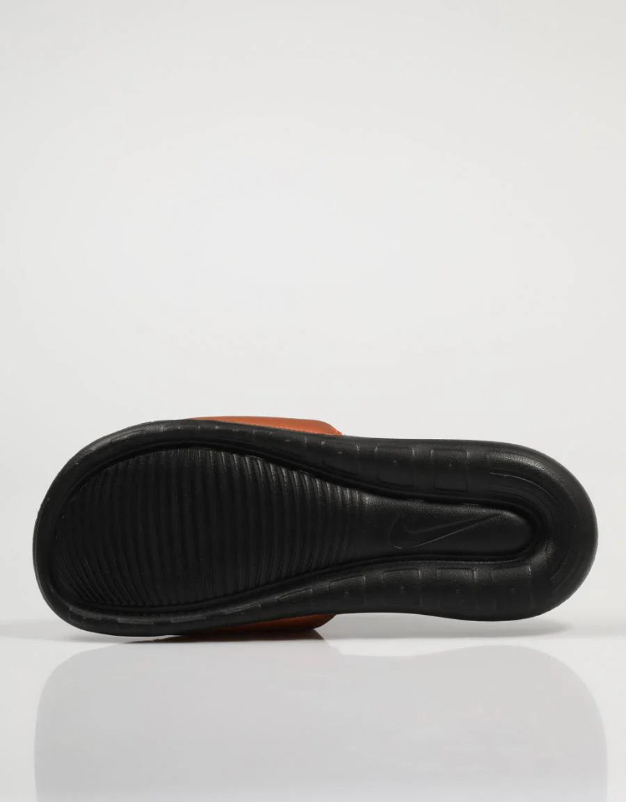 NIKE VICTORI 74590 - Image 4
