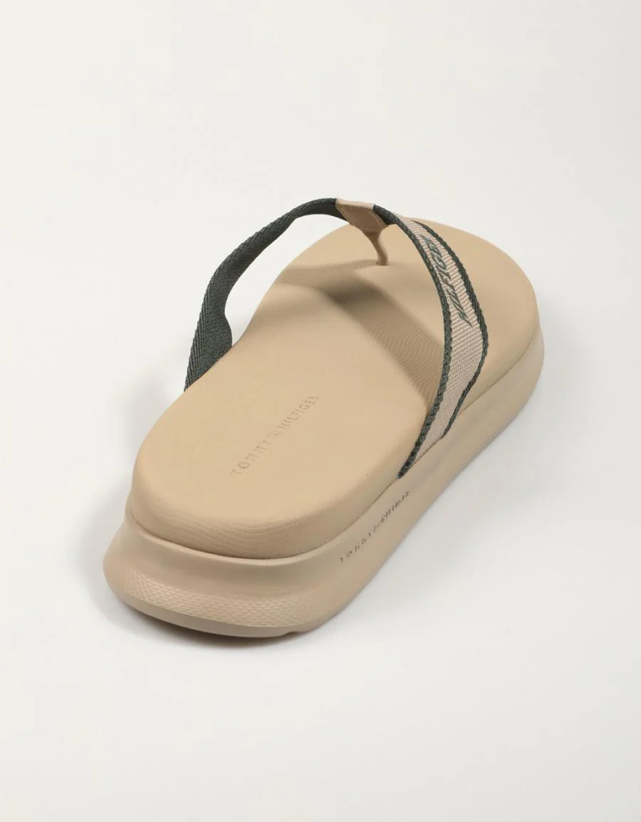 TOMMY HILFIGER DUAL DENSITY TOE BEACH SANDAL 84193 - Image 3