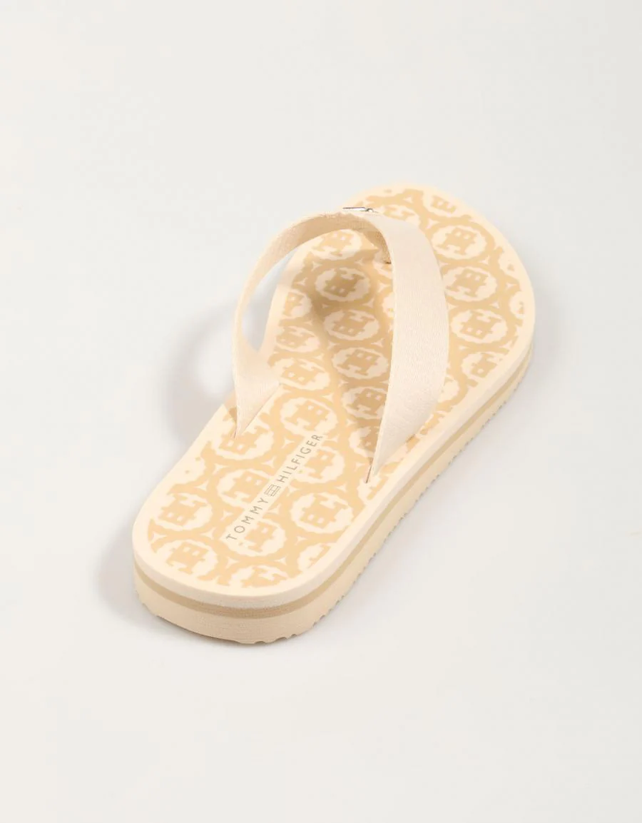 TOMMY HILFIGER TH EMBLEM BEACH SANDAL 84230 - Image 3