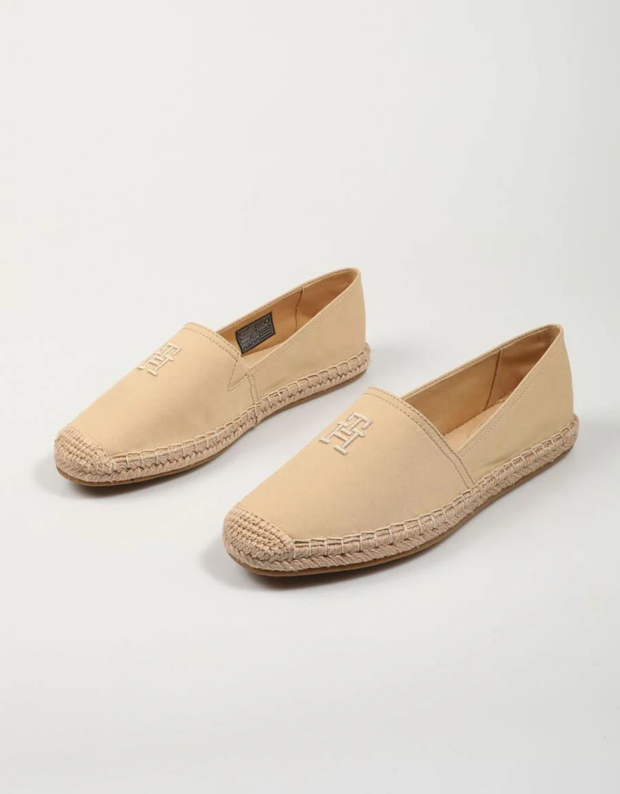 TOMMY HILFIGER EMBROIDERED FLAT ESPADRILLE 84224 - Image 2
