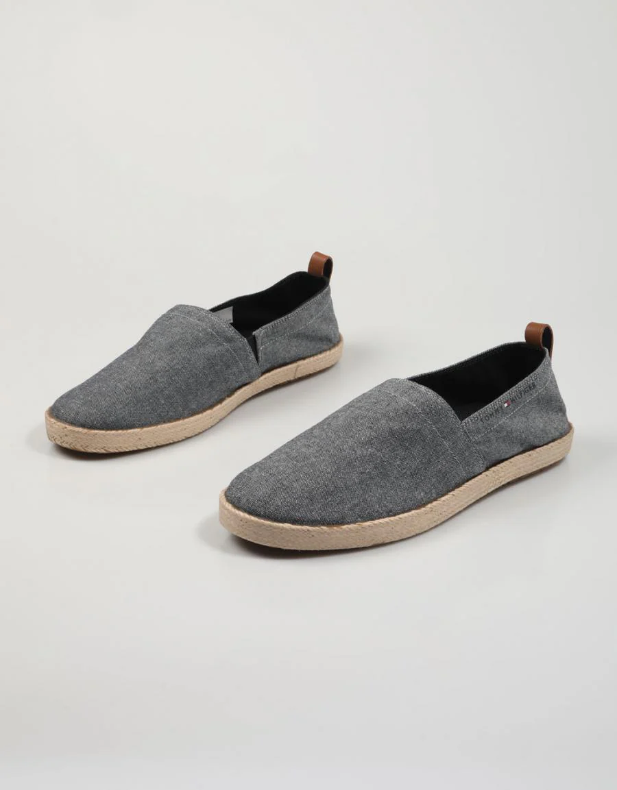 TOMMY HILFIGER TH 81443 - Image 2