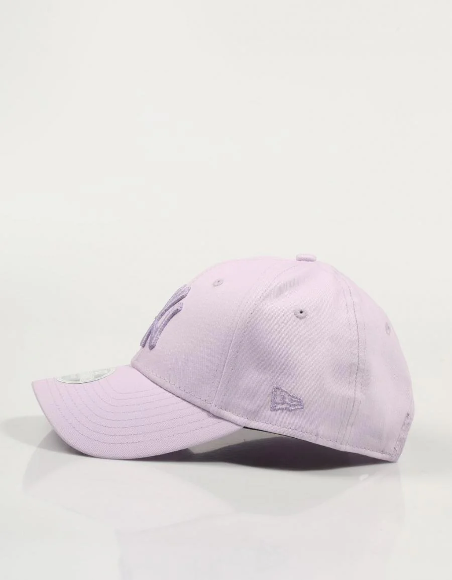 Gorra NEW ERA FEMALE METALLIC LOGO 9FORTY 85593 - Image 2