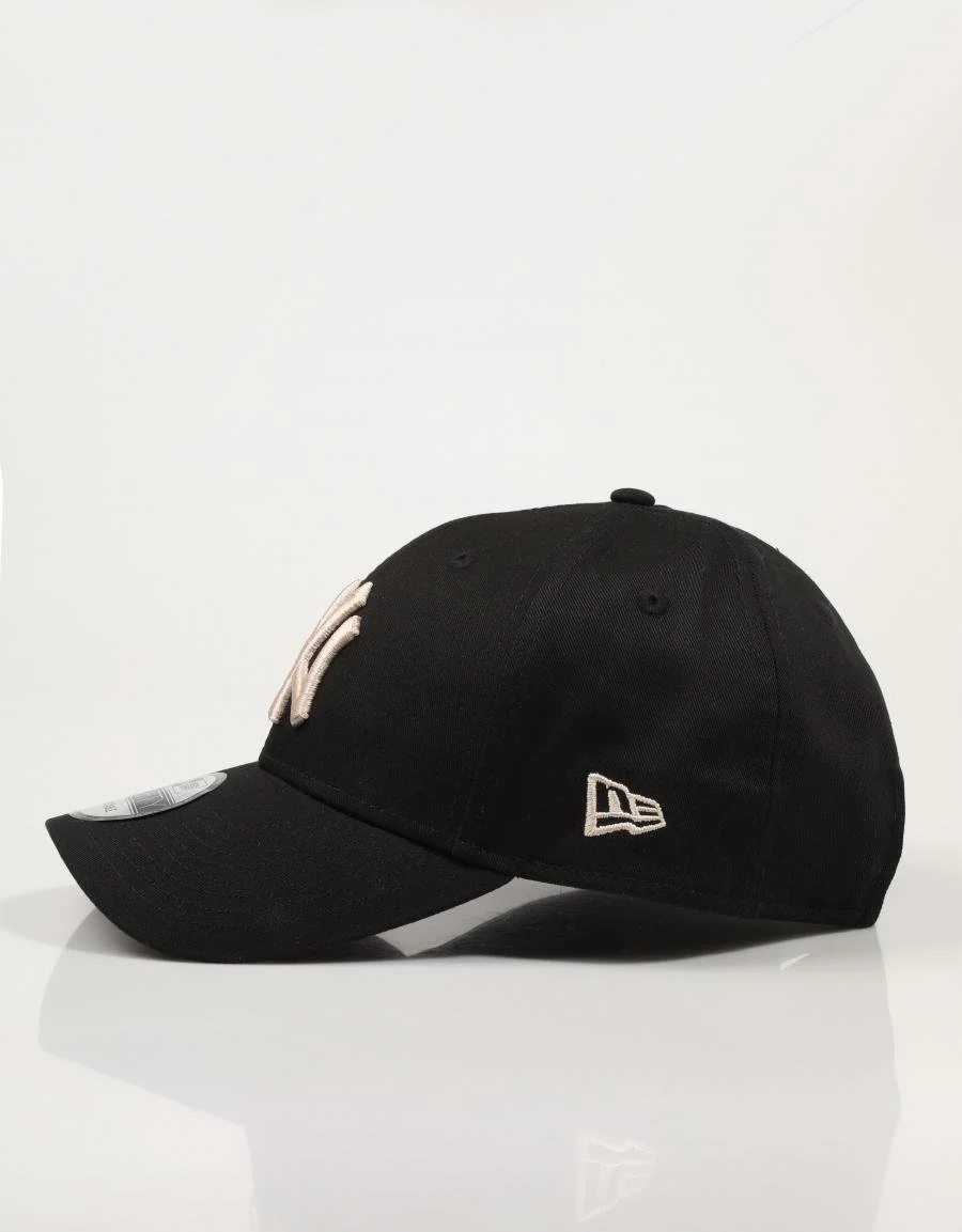 Gorra NEW ERA LEAGUE ESSENTIAL 9FORTY 87627 - Image 2