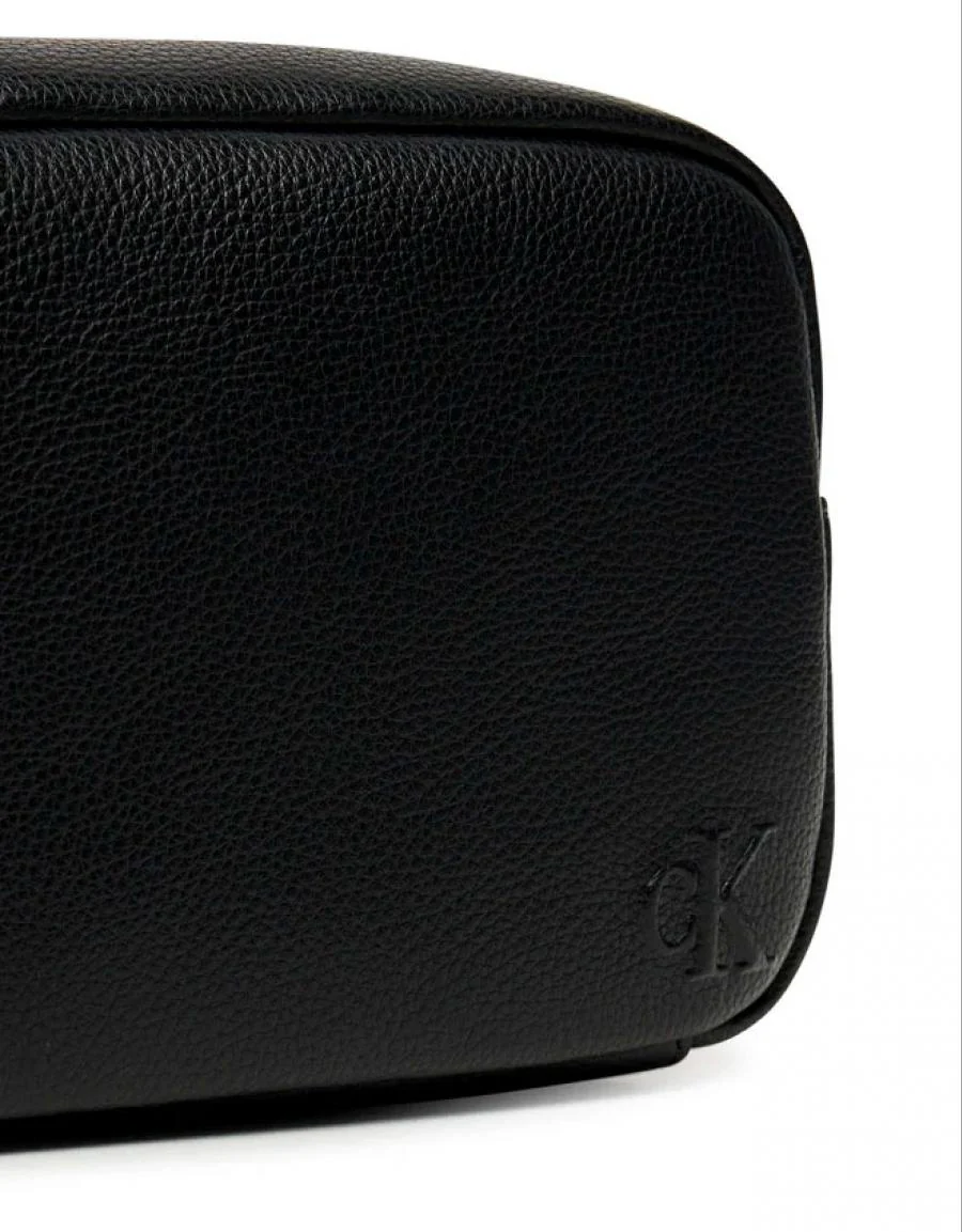 CALVIN KLEIN CARGO DOPP KIT 88990 - Image 2