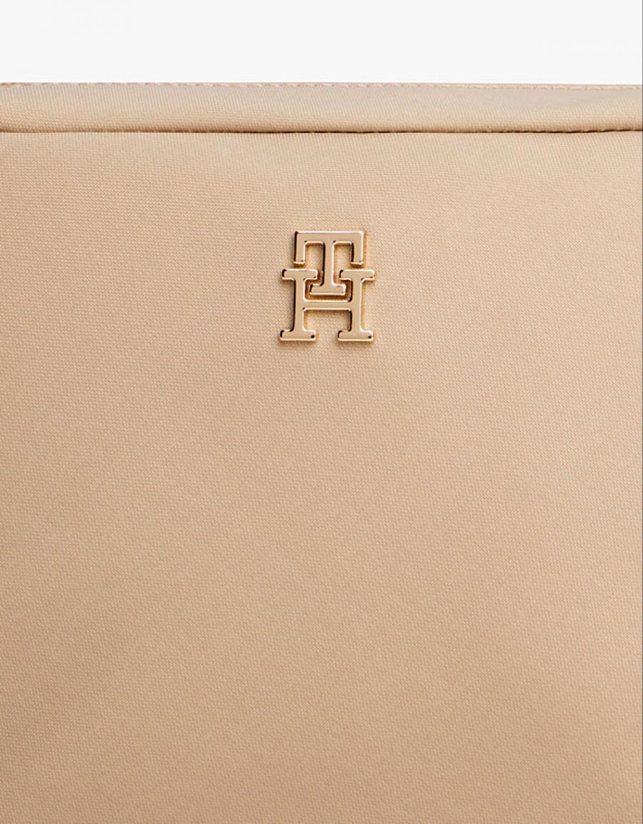 TOMMY HILFIGER POPETTE CAMERA BAG 88387 - Image 3