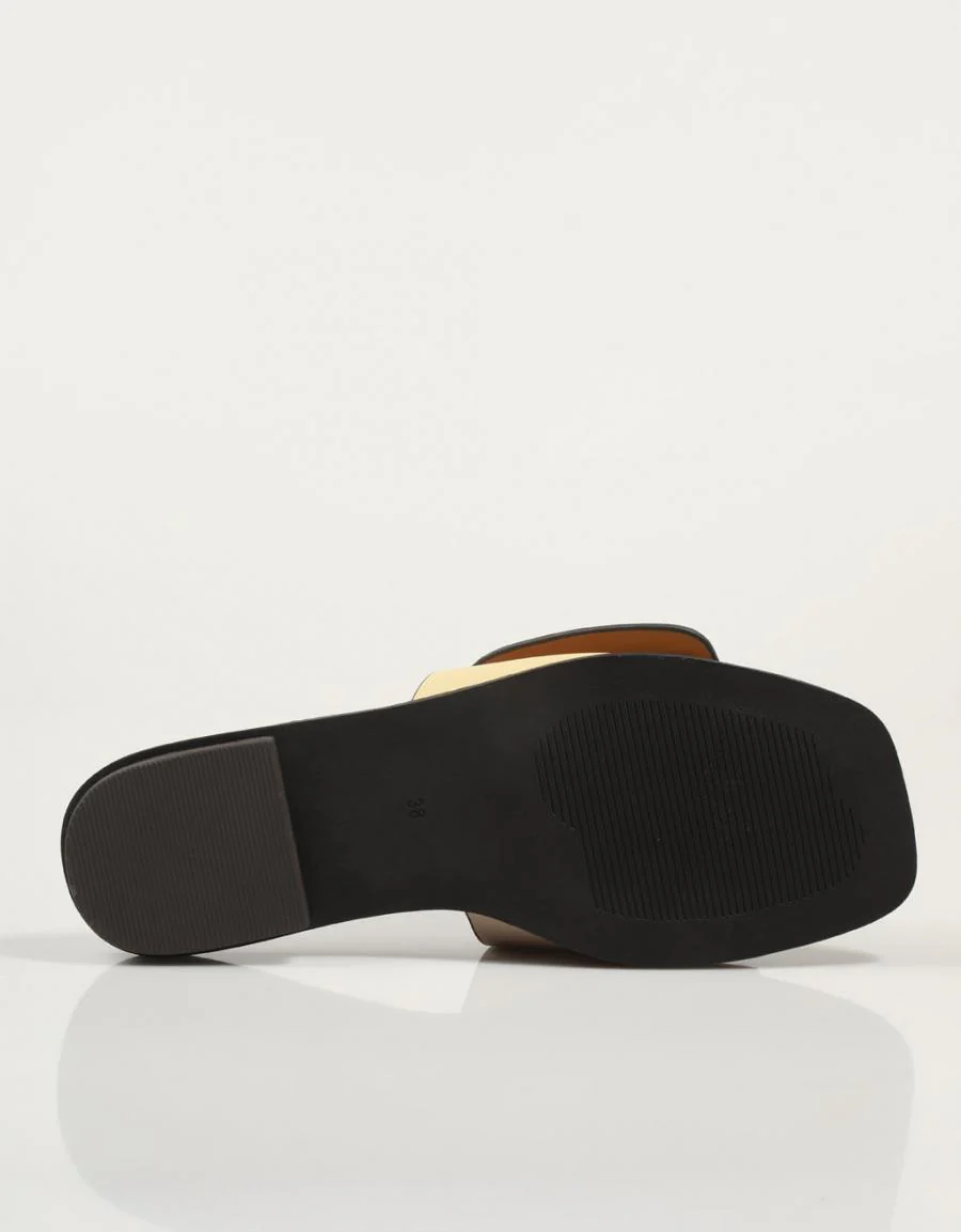 NOA HARMON VILLE 85258 - Image 4