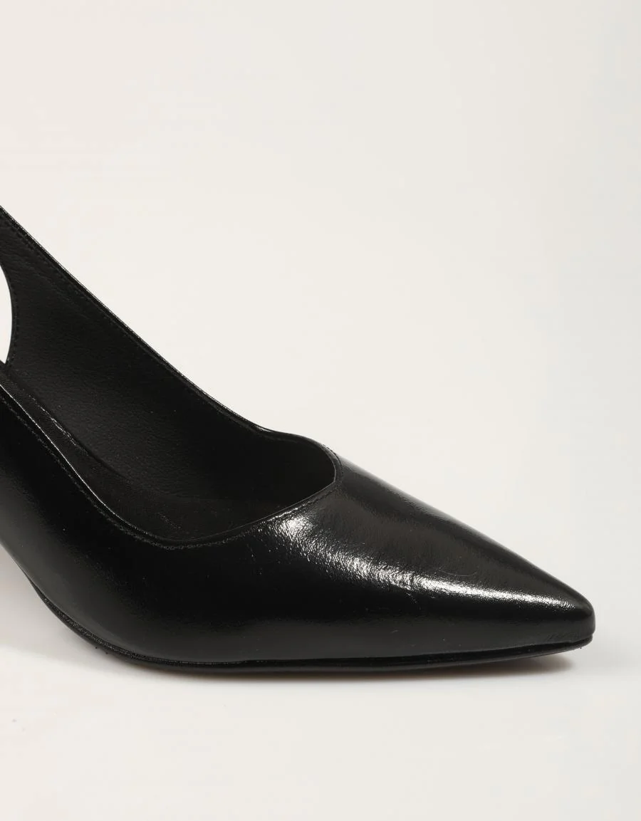 REBECCA HOPE  90047 - Image 4
