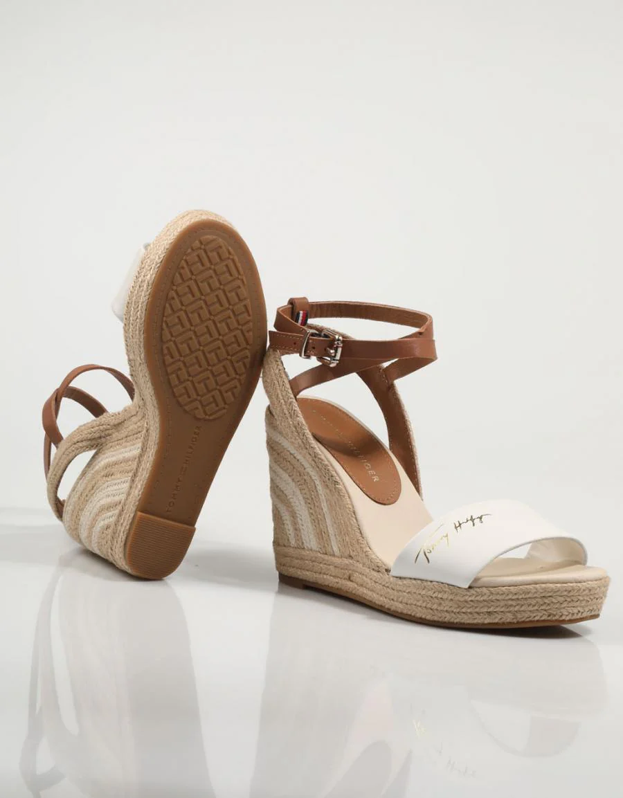 TOMMY HILFIGER ELEVATED TH LEATHER WEDGE SANDAL 78602 - Image 4