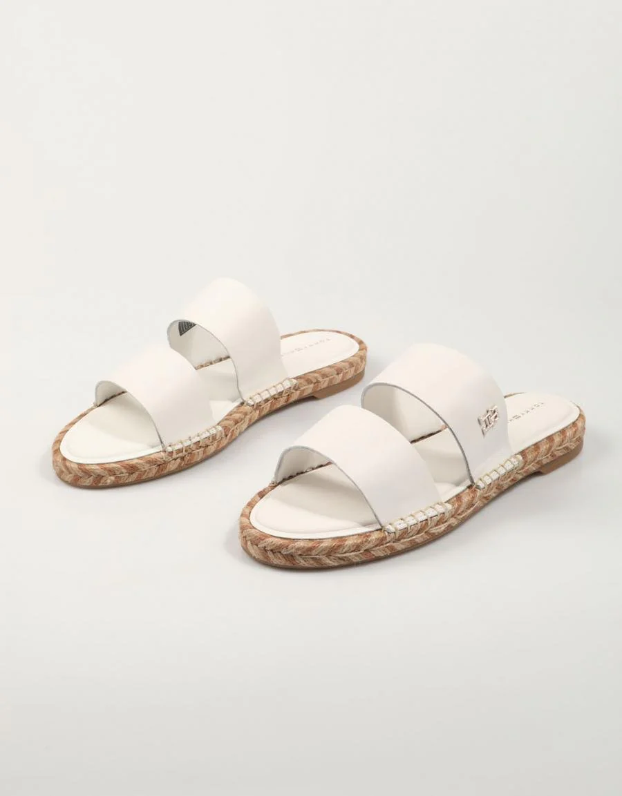 TOMMY HILFIGER TH LEATHER FLAT ESP SANDAL 84202 - Image 2