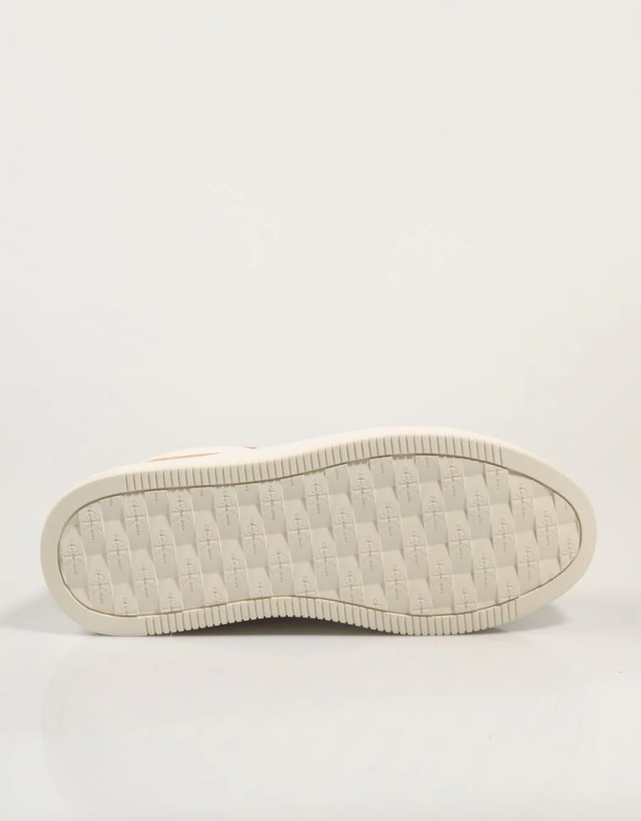 CALVIN KLEIN BERGEN BOLD FLATF LOW LACE TUMB 86856 - Image 4