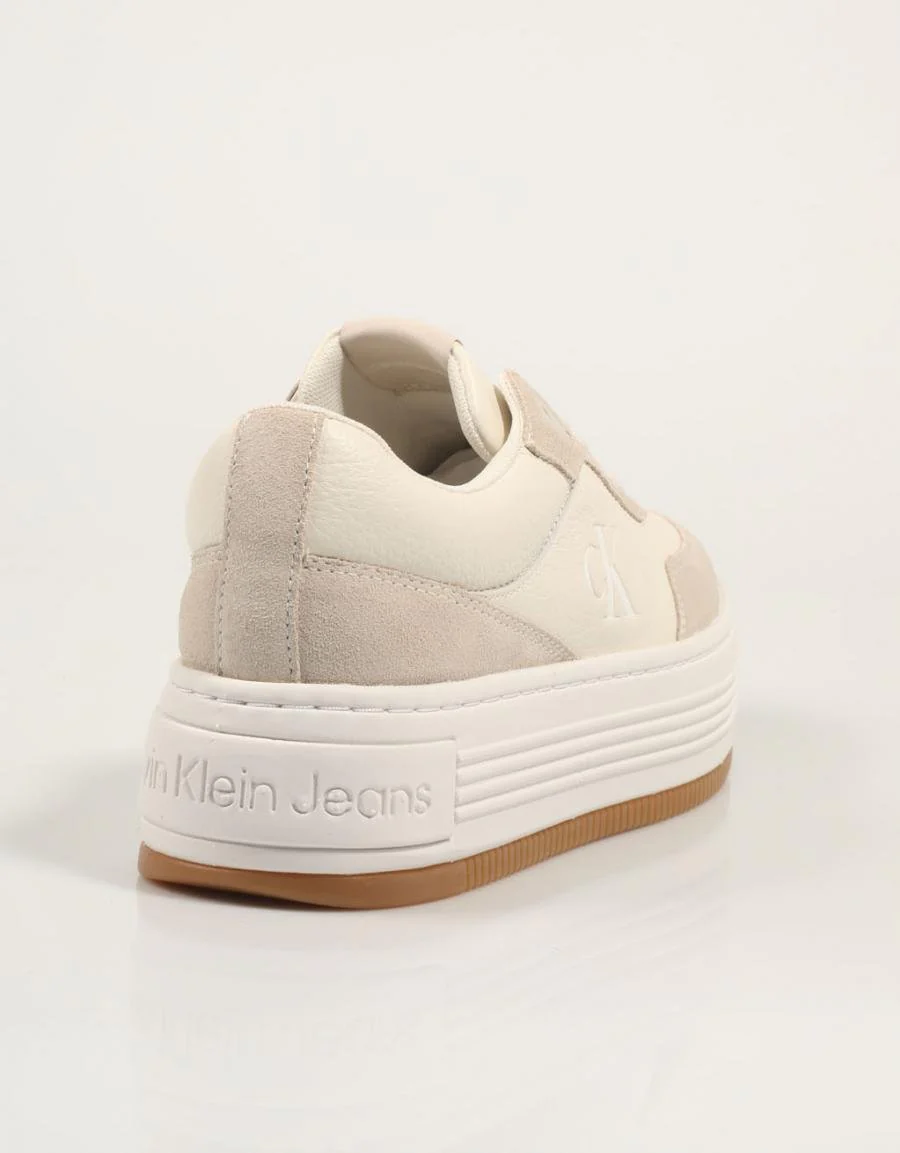 CALVIN KLEIN BERGEN BOLD FLATF LOW LACE TUMB 86857 - Image 3