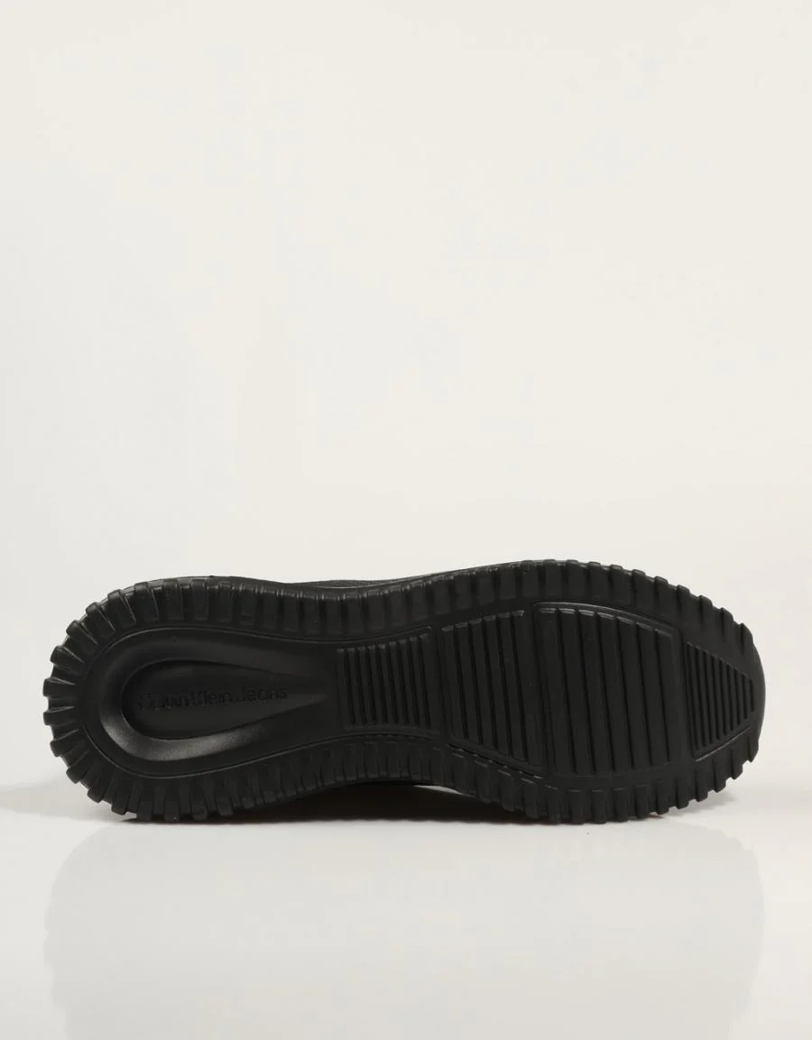 CALVIN KLEIN EVA RUNNER LOW SOCK IN MIX 85624 - Image 4