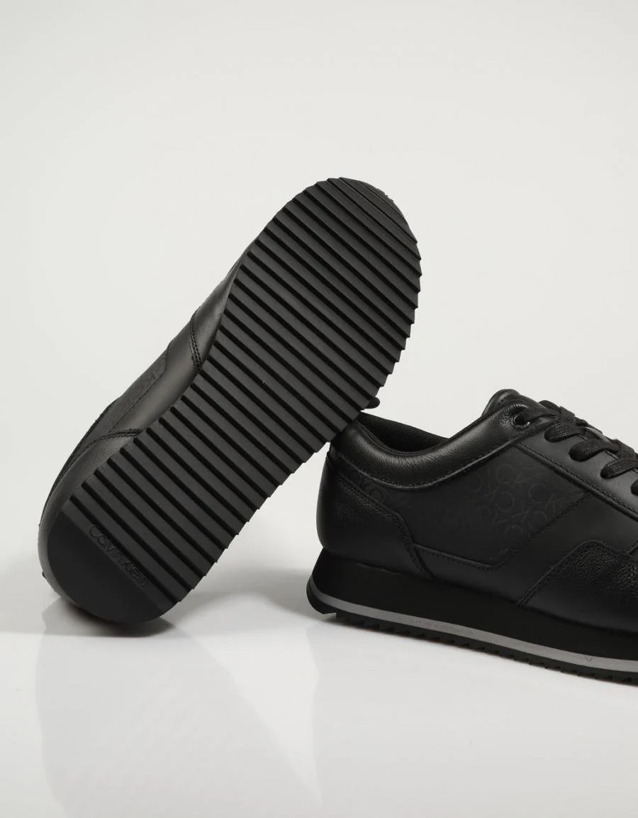 CALVIN KLEIN LOW TOP LACE UP MONO HM0HM009970 81221 - Image 4