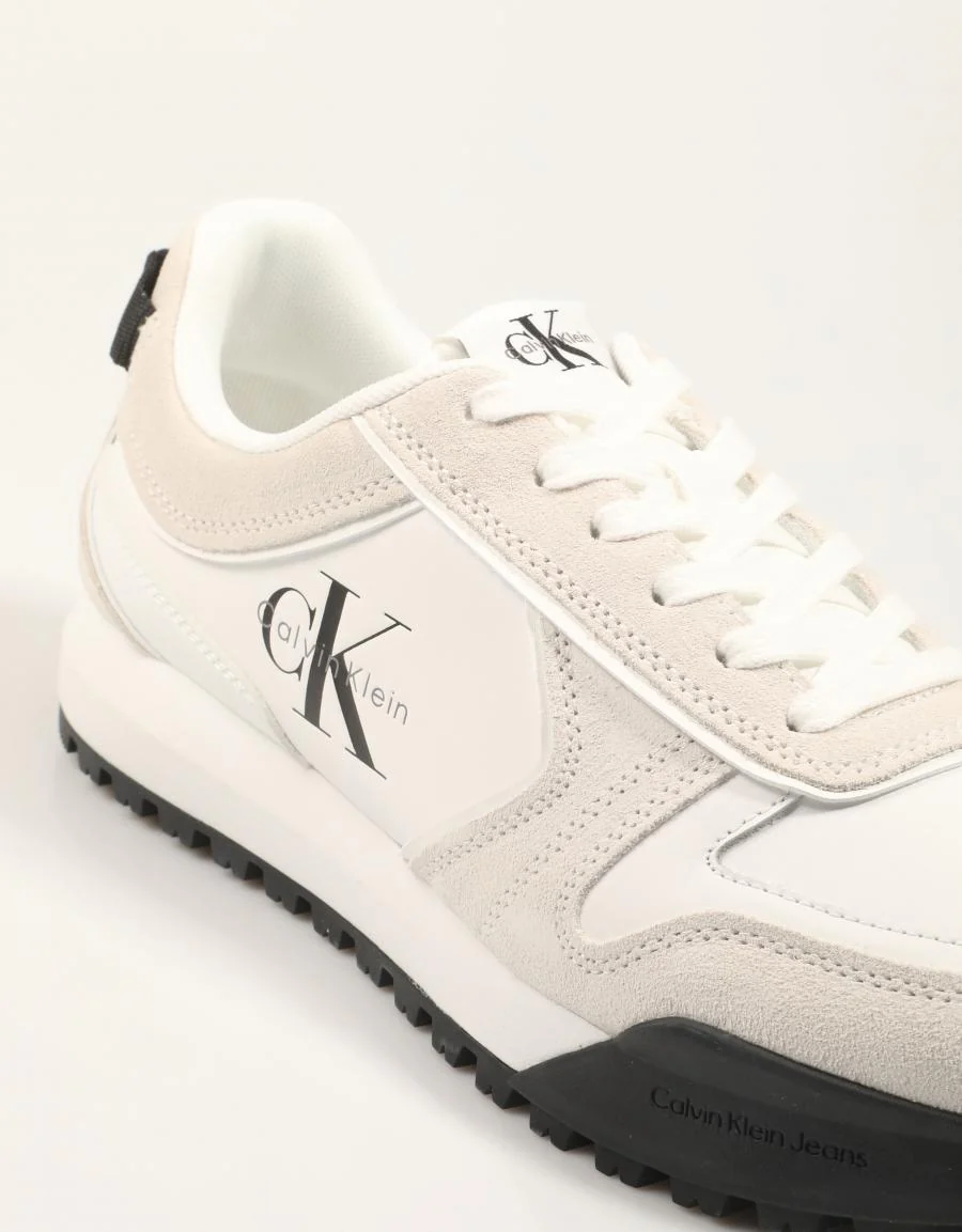 CALVIN KLEIN TOOTHY RUNNER IRREGULAR LINES 88347 - Image 5