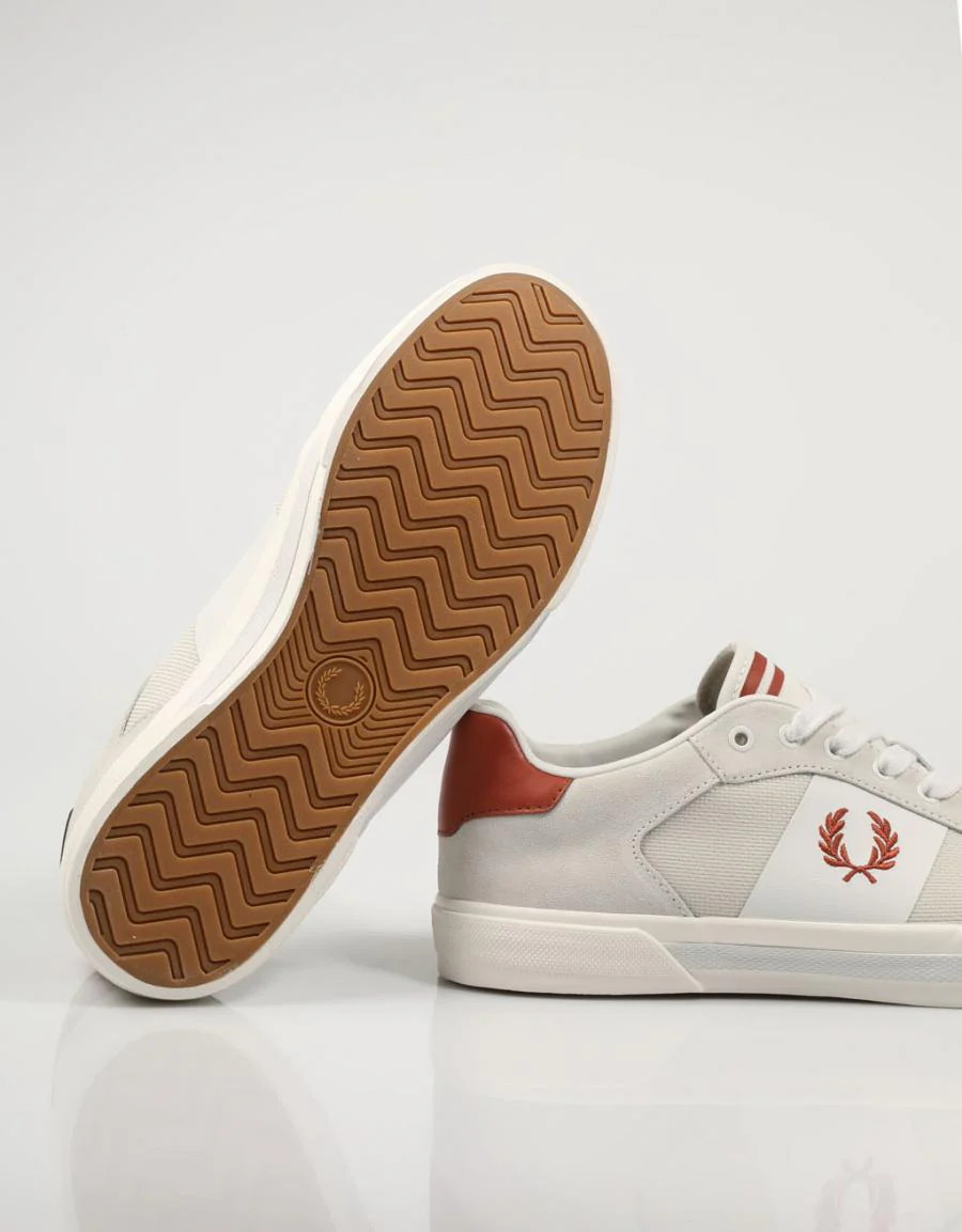 FRED PERRY B3305 CLAY SUEDE 77996 - Image 4