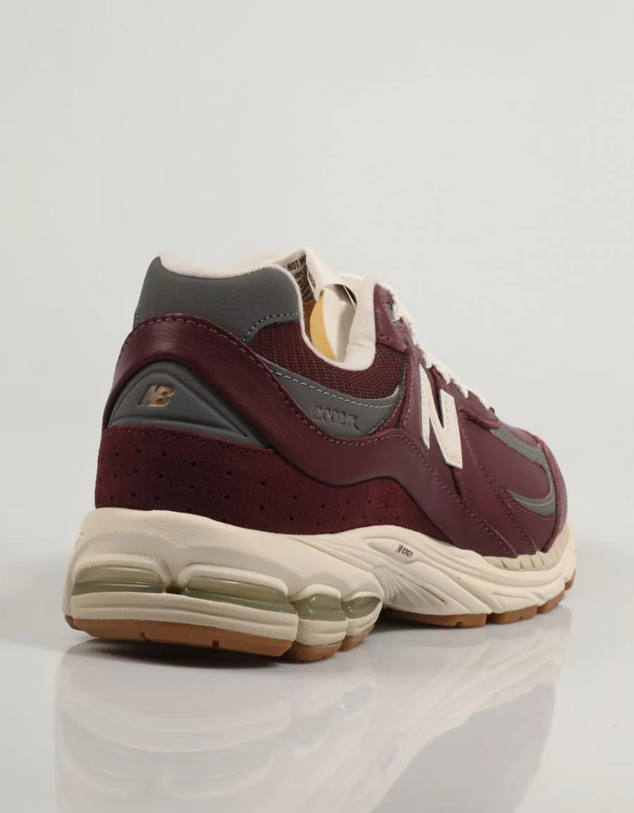 NEW BALANCE M2002 83448 - Image 3
