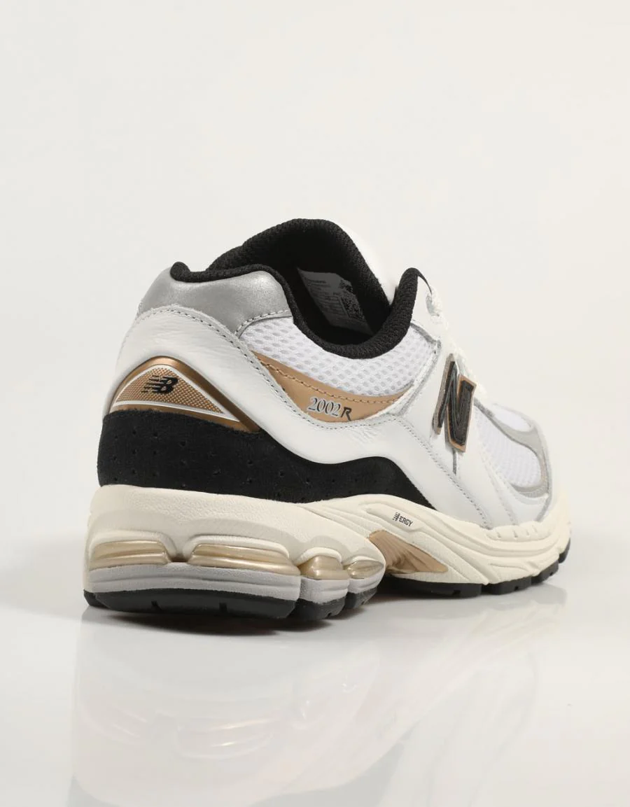 NEW BALANCE M2002 85680 - Image 3