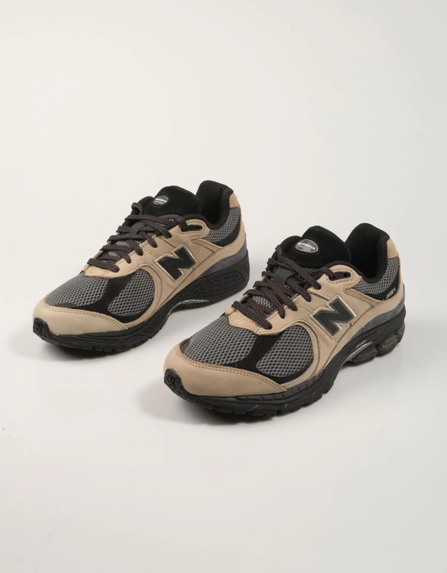 NEW BALANCE M2002 89732 - Image 2