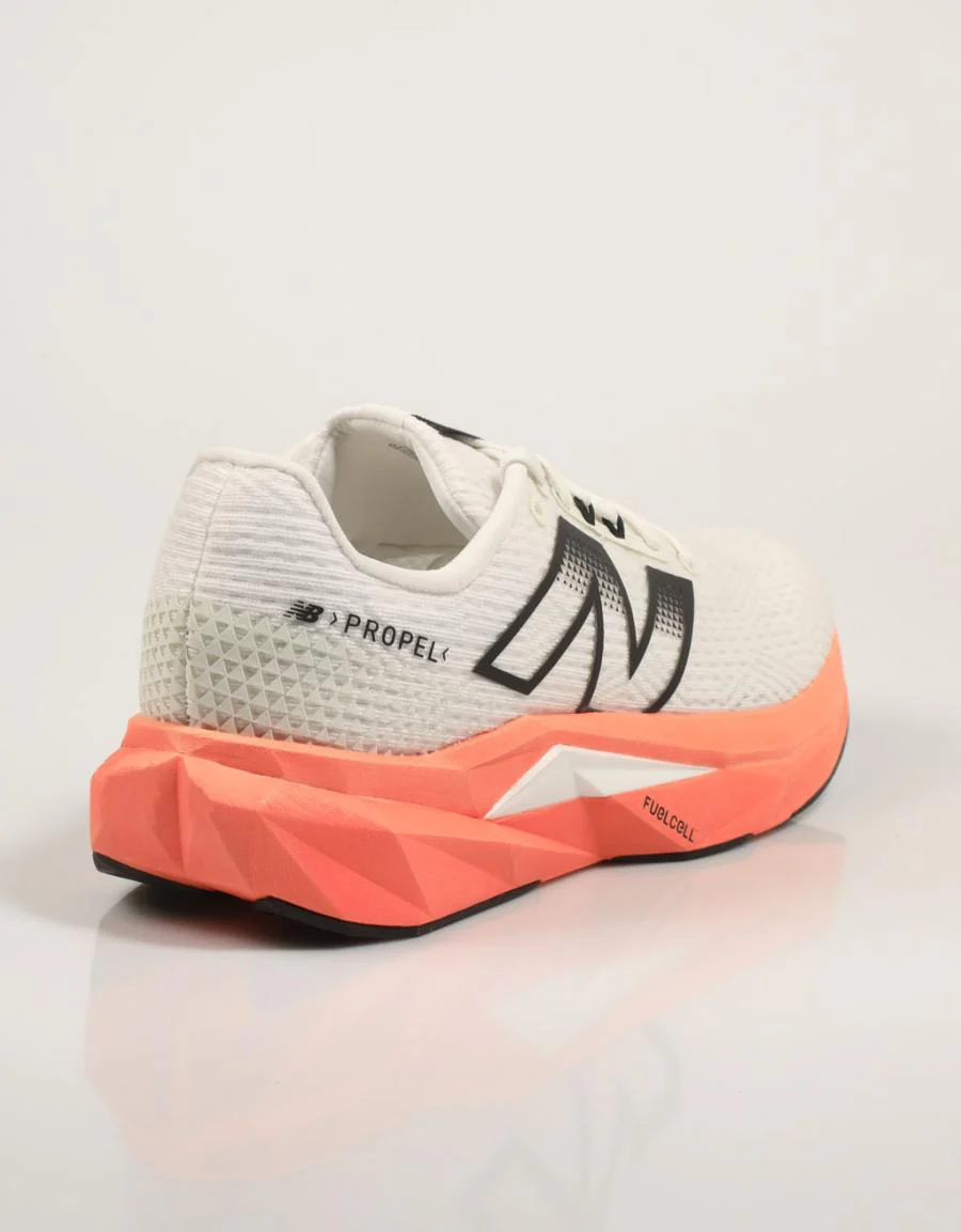 NEW BALANCE MFCPRC PROPEL V5 86977 - Image 5