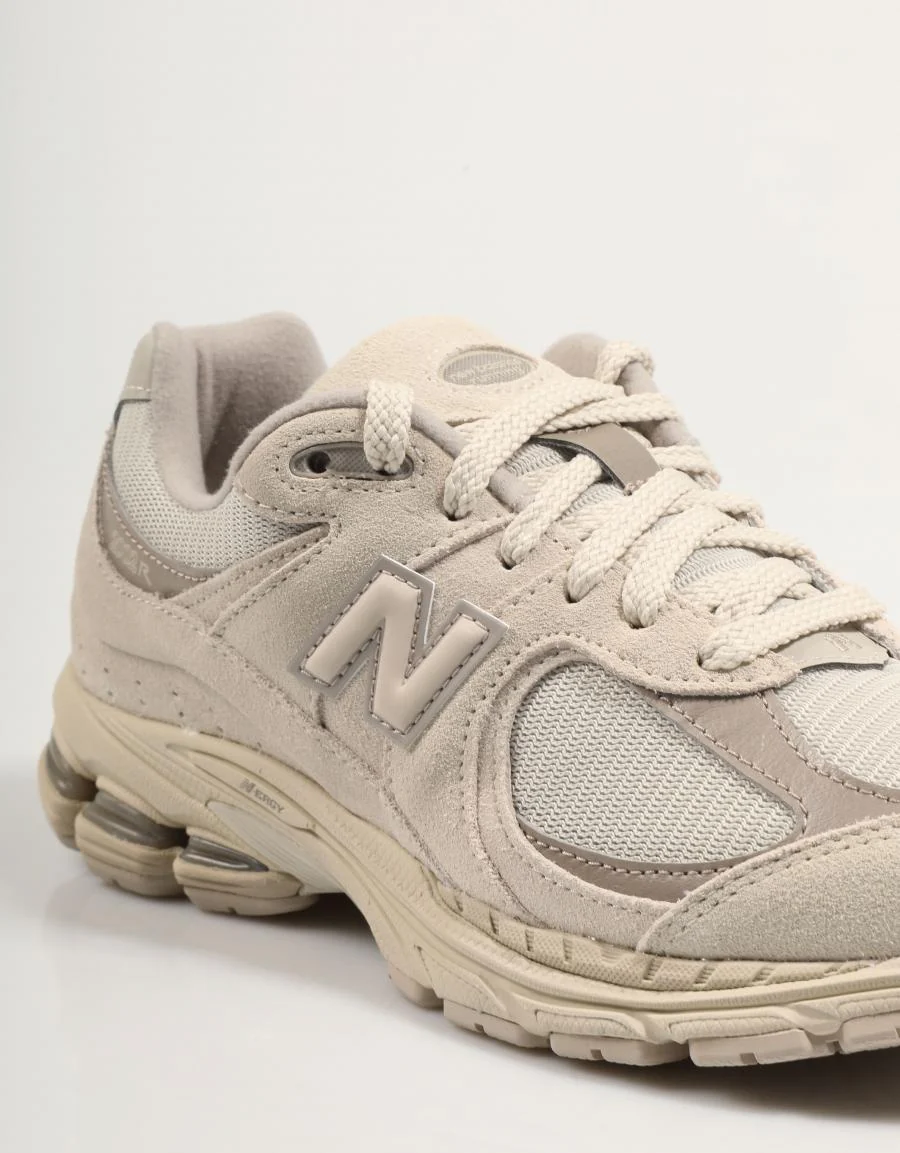 NEW BALANCE U2002 86960 - Image 5