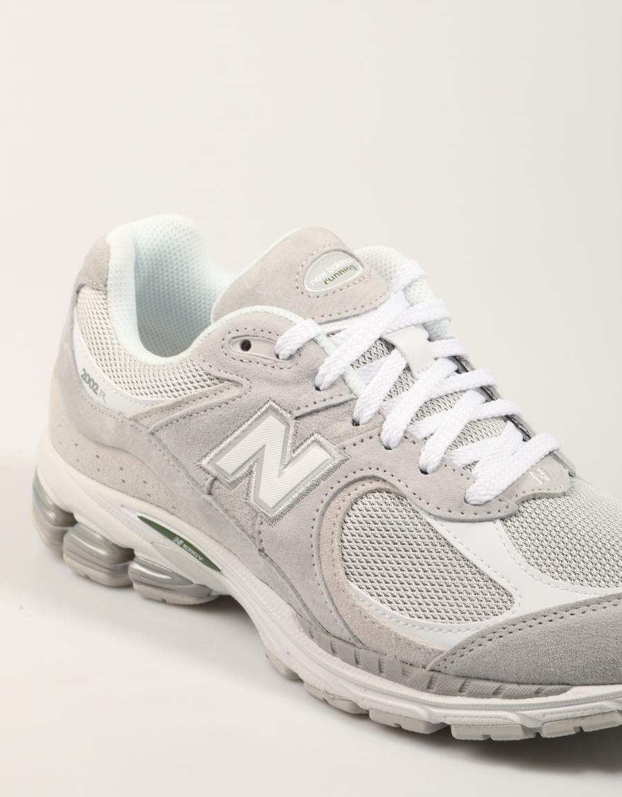 NEW BALANCE U2002 88244 - Image 5