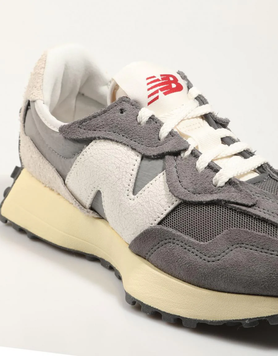 NEW BALANCE U327 85695 - Image 5