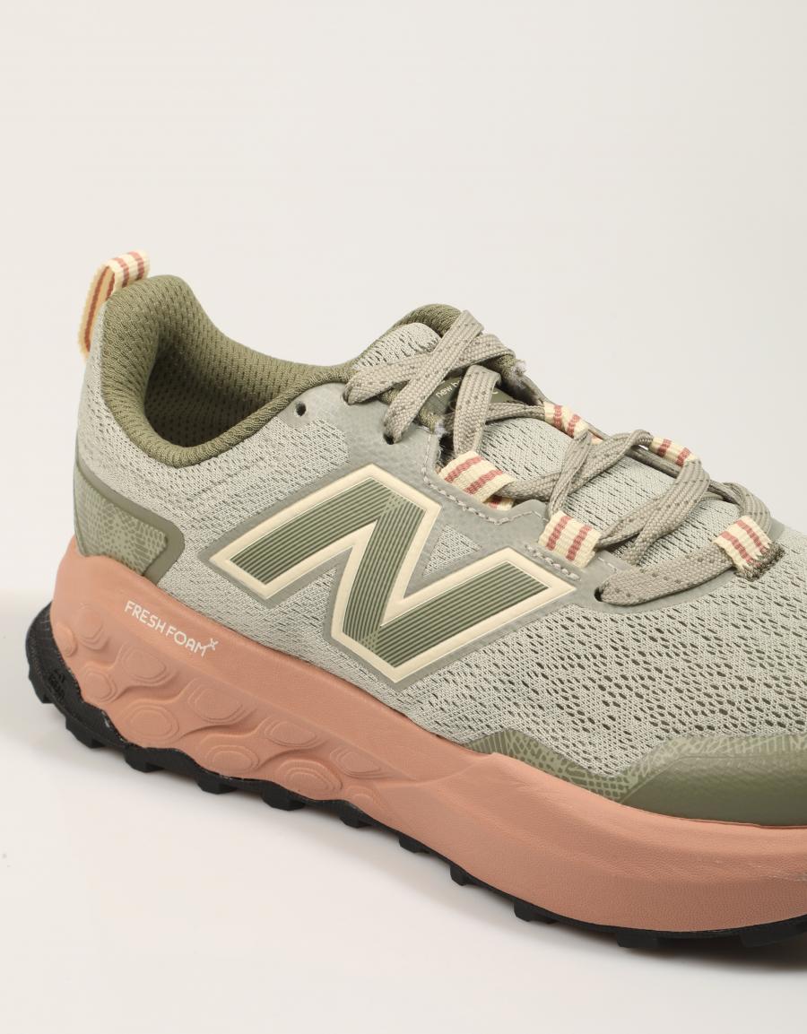 NEW BALANCE WTGARO GAROE V2 86992 - Image 5