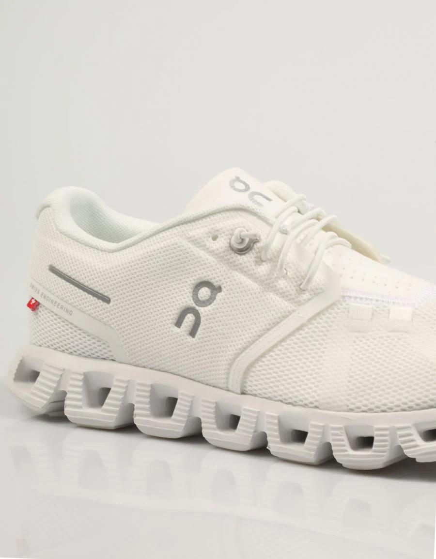 ON RUNNING CLOUD 5 83903 - Image 5