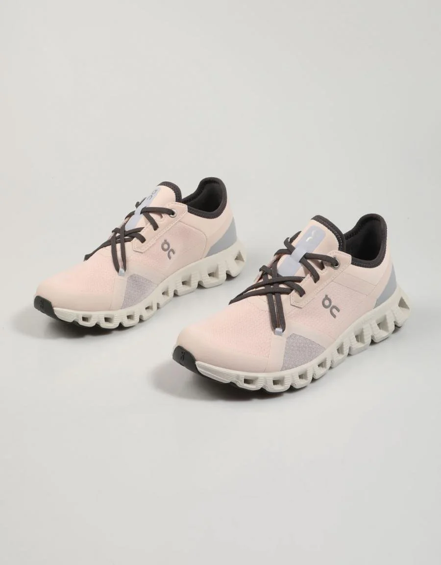 ON RUNNING CLOUD X 3 AD 83901 - Image 2