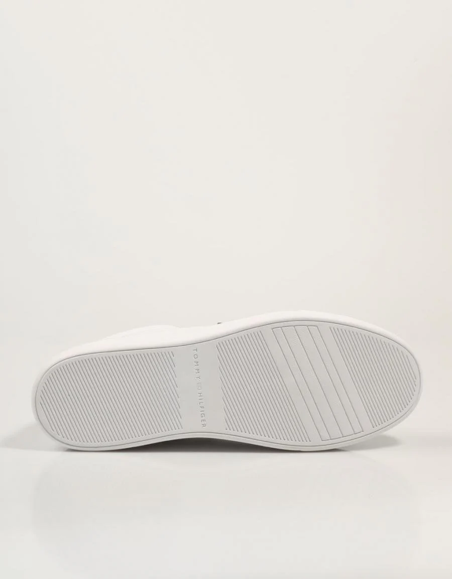 TOMMY HILFIGER ESSENTIAL CHIC COURT SNEAKER 86784 - Image 3