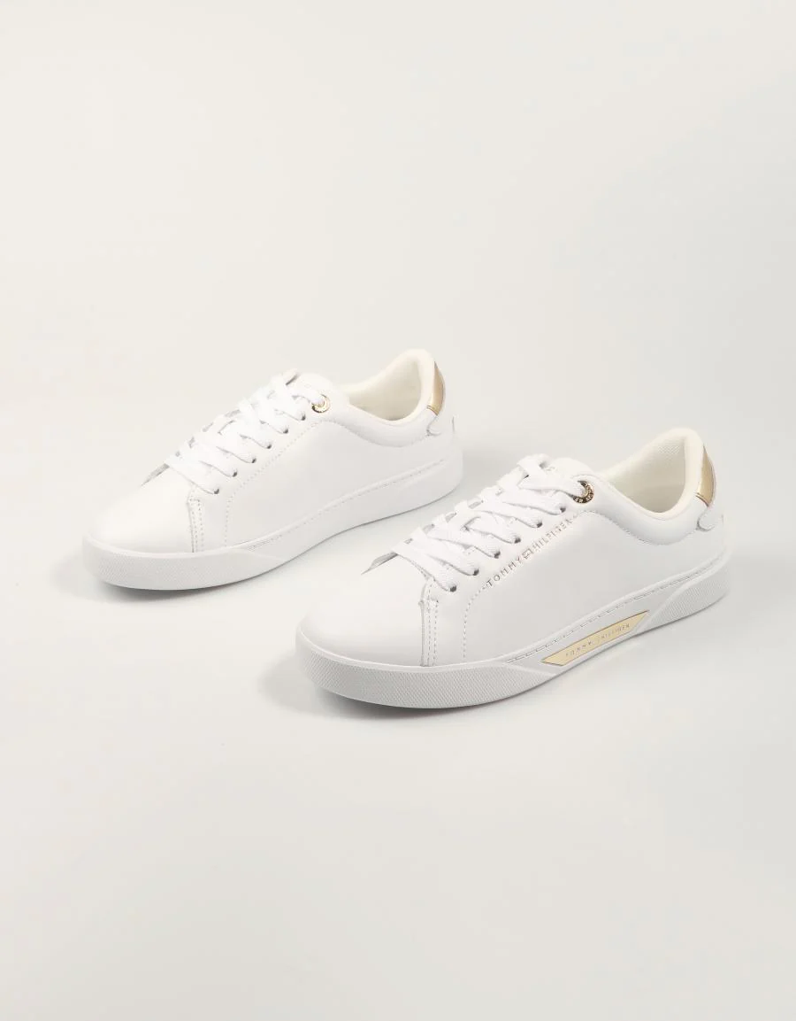 TOMMY HILFIGER ESSENTIAL CHIC COURT SNEAKER 89508 - Image 2