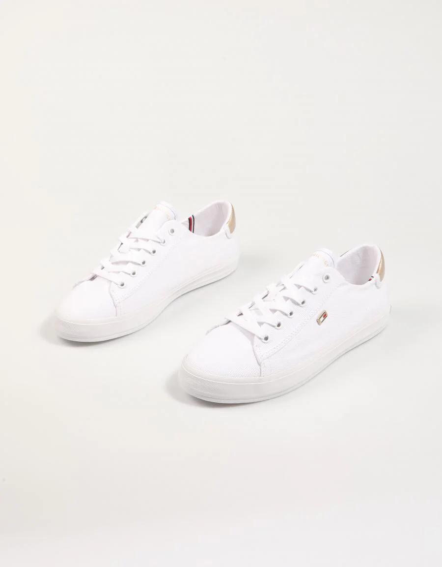TOMMY HILFIGER FOXIE IV VULC CANVAS LACE UP SNE 86827 - Image 2
