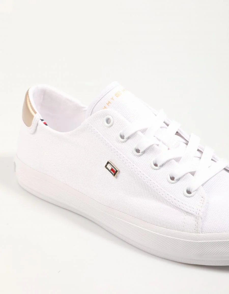 TOMMY HILFIGER FOXIE IV VULC CANVAS LACE UP SNE 86827 - Image 5