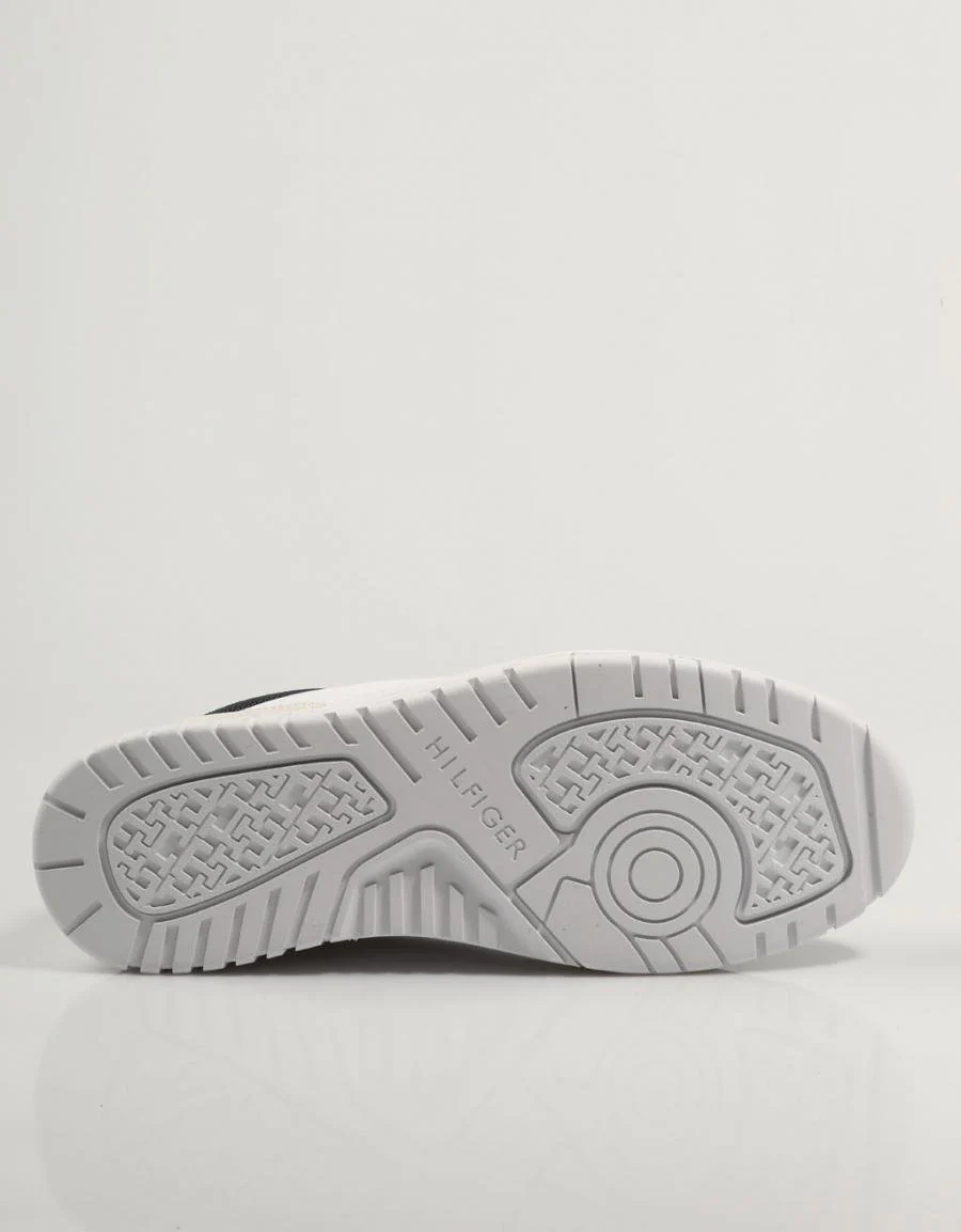 TOMMY HILFIGER TH BASKET CORE RWB 83052 - Image 4